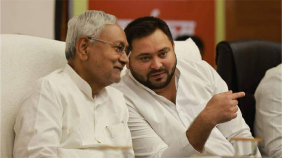 तेजस्वी का बिहार सरकार पर हमला, नीतिश को कुछ लोगों ने कैद कर लिया तेजस्वी का बिहार सरकार पर हमला, नीतिश को कुछ लोगों ने कैद कर लिया