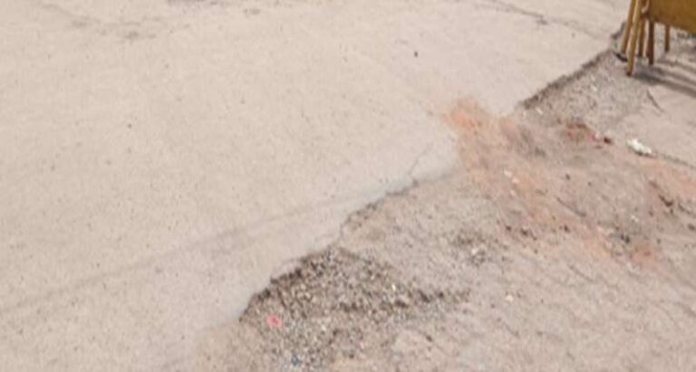 चुनाव से पहले अधूरे कार्यों को पूरा कराना है, पार्षदों ने ठेकेदारों से की अपील