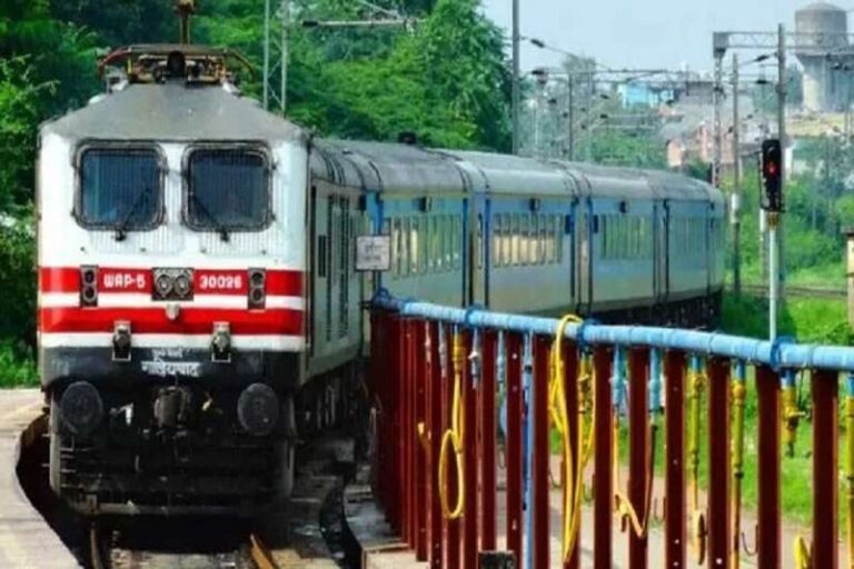 07119/07120 तिरुपति-मदार-तिरुपति स्पेशल ट्रेन 07119/07120 तिरुपति-मदार-तिरुपति स्पेशल ट्रेन