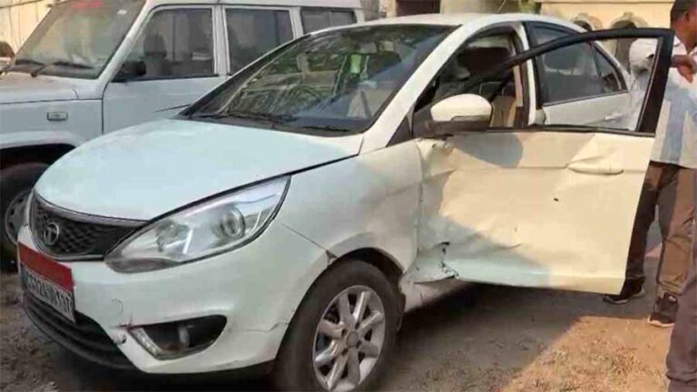 कलेक्ट्रेट के सामने हुआ हादसा, तेज रफ्तार पुलिस स्कॉर्पियो की टक्कर से डिप्टी कलेक्टर घायल कलेक्ट्रेट के सामने हुआ हादसा, तेज रफ्तार पुलिस स्कॉर्पियो की टक्कर से डिप्टी कलेक्टर घायल