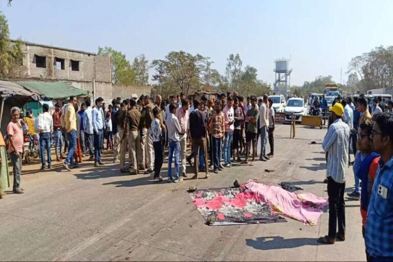 गांव वालों को ऐसा काम करना पड़ा महंगा, एक साथ 8 लोगों पर दर्ज हुई FIR, पूरा मामला जानकर चौंक जाएंगे आप