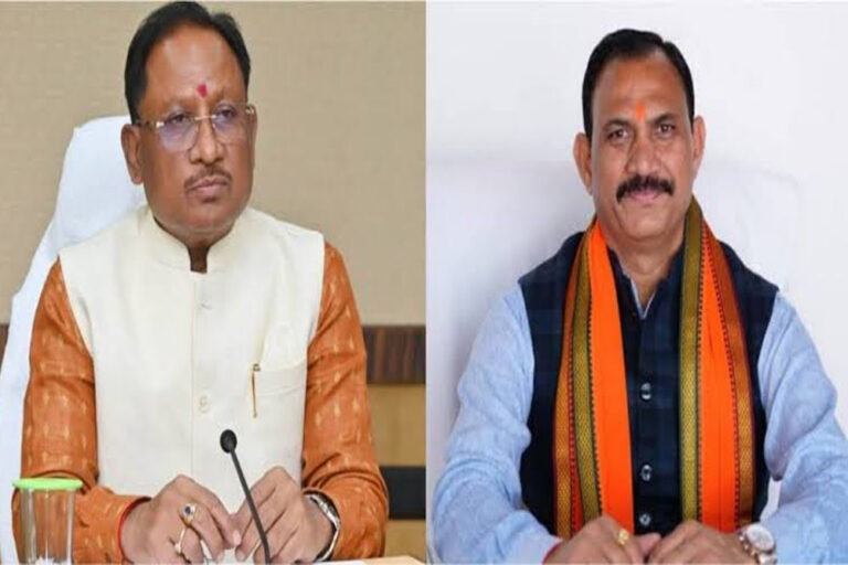 मुख्यमंत्री की पहल पर प्रदेश में स्वास्थ्य सेवाओं को सुदृढ़ करने 7 विशेषज्ञ चिकित्सकों व 35 चिकित्सा अधिकारियों के संविदा नियुक्ति आदेश जारी मुख्यमंत्री की पहल पर प्रदेश में स्वास्थ्य सेवाओं को सुदृढ़ करने 7 विशेषज्ञ चिकित्सकों व 35 चिकित्सा अधिकारियों के संविदा नियुक्ति आदेश जारी
