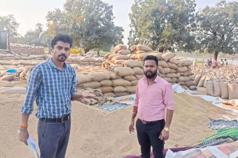 रायपुर : अवैध धान परिवहन पर प्रशासन की बड़ी कार्रवाई, 280 कट्टा धान जब्त