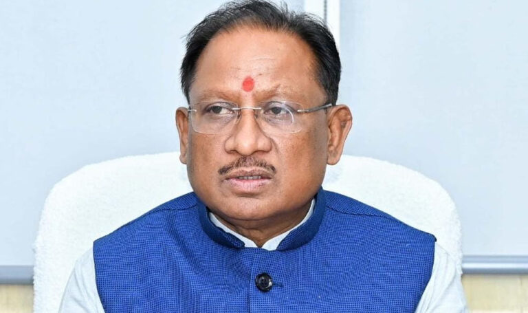 अवैध मदिरा के विनिर्माण, परिवहन एवं विक्रय पर प्रभावी नियंत्रण के लिए करें कड़ी कार्रवाई: मुख्यमंत्री साय अवैध मदिरा के विनिर्माण, परिवहन एवं विक्रय पर प्रभावी नियंत्रण के लिए करें कड़ी कार्रवाई: मुख्यमंत्री साय