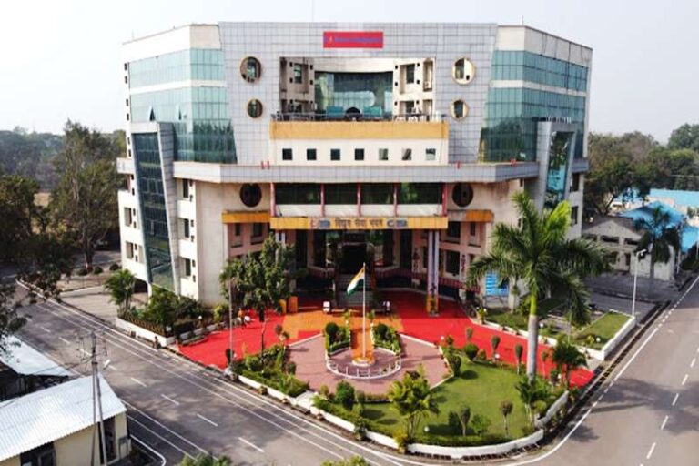 बिजली उपभोक्ताओं के लिए जल्द ही ‘बिजली मित्र बॉट’ सेवा शुरू होगी बिजली उपभोक्ताओं के लिए जल्द ही ‘बिजली मित्र बॉट’ सेवा शुरू होगी