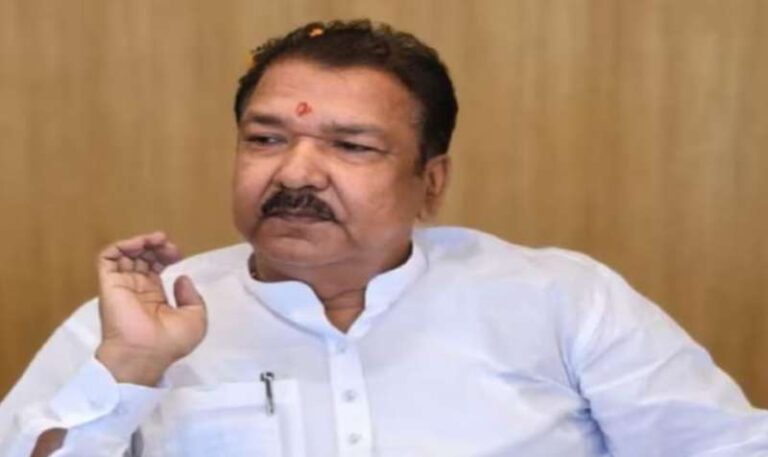 दिलीप जायसवाल ने कहा, ‘लालू परिवार को मिलना चाहिए “फादर ऑफ क्राइम” का पुरस्कार’ दिलीप जायसवाल ने कहा, ‘लालू परिवार को मिलना चाहिए “फादर ऑफ क्राइम” का पुरस्कार’