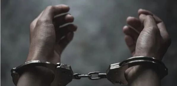 एटीएम मशीन के शटर बॉक्स में पट्टी लगा कर रकम चोरी करने वाले 4 आरोपी गिरफ्तार