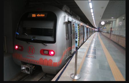 नॉन-मेट्रो इलाकों में कार्ड खर्च में 175 प्रतिशत बढ़ा, मेट्रो शहरों के मुकाबले ज्यादा नॉन-मेट्रो इलाकों में कार्ड खर्च में 175 प्रतिशत बढ़ा, मेट्रो शहरों के मुकाबले ज्यादा