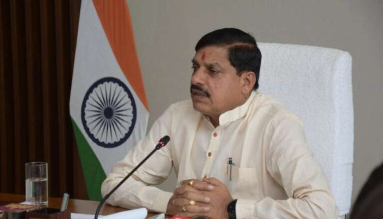 मुख्यमंत्री आज तीन विभागों के 362 चयनित अधिकारी-कर्मचारियों को वितरित किये नियुक्ति पत्र मुख्यमंत्री आज तीन विभागों के 362 चयनित अधिकारी-कर्मचारियों को वितरित किये नियुक्ति पत्र