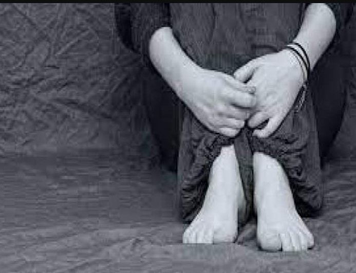 केरल में दलित समुदाय की लड़की से बलात्कार केरल में दलित समुदाय की लड़की से बलात्कार