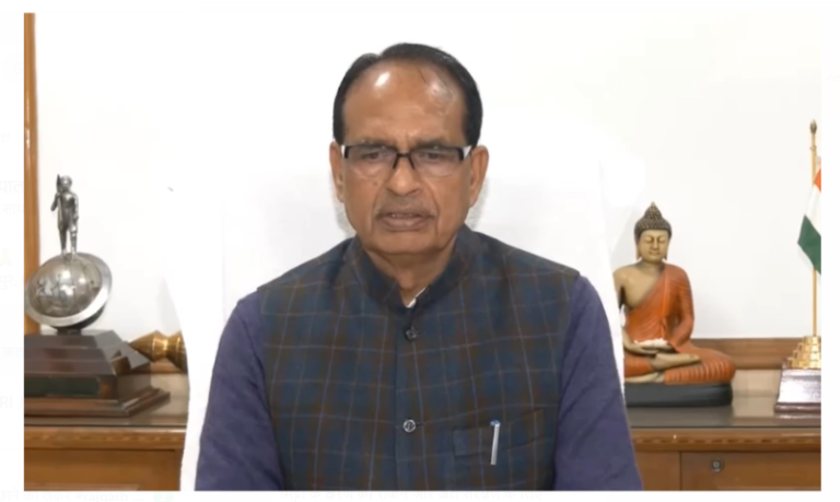 जल है तो कल है और मिट्टी है तो जीवन है : शिवराज सिंह चौहान जल है तो कल है और मिट्टी है तो जीवन है : शिवराज सिंह चौहान