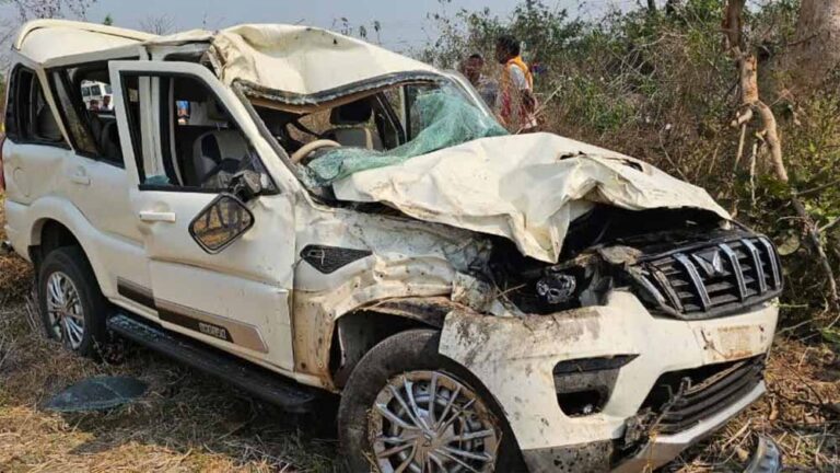 धमतरी में अतिरिक्त पुलिस अधीक्षक की गाड़ी का एक्सीडेंट, चालक की मौके पर मौत