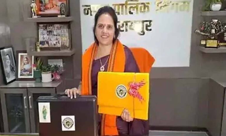 रायपुर  ‘स्वर्ग सा निखारने’ महापौर मीनल चौबे किया 1529 करोड़ का बजट