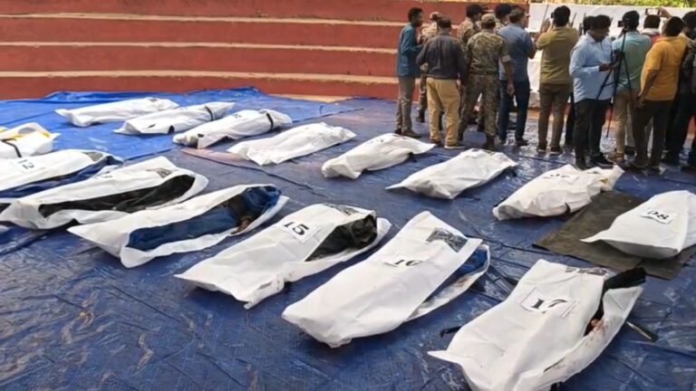 छत्तीसगढ़ के सुकमा जिले में सुरक्षाबलों और नक्सलियों के बीच हुई मुठभेड़ में 11 महिला नक्सलियों समेत 17 माओवादी के शव बरामद, भारी मात्रा में हथियार जब्त…