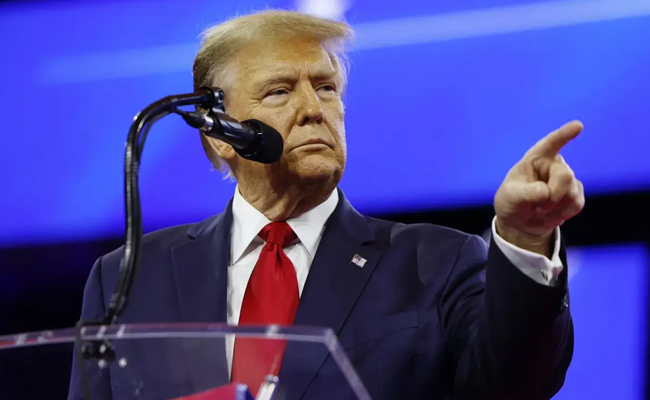 डोनाल्ड ट्रंप ने ईरान को दी भीषण बमबारी की धमकी, न्यूक्लियर डील पर सहमति नहीं बनाता, तो…