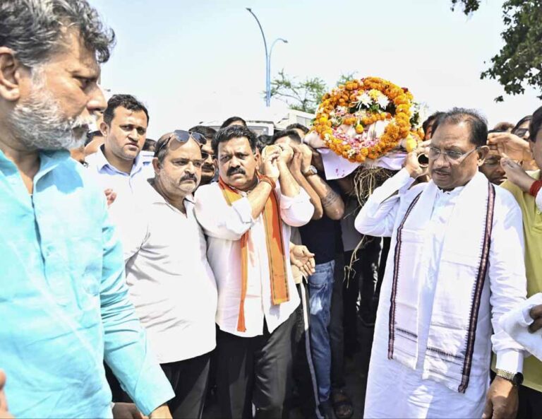 आतंकवादियों की कायराना हरकत से प्रदेश ने अपना बेटा खोया: मुख्यमंत्री साय