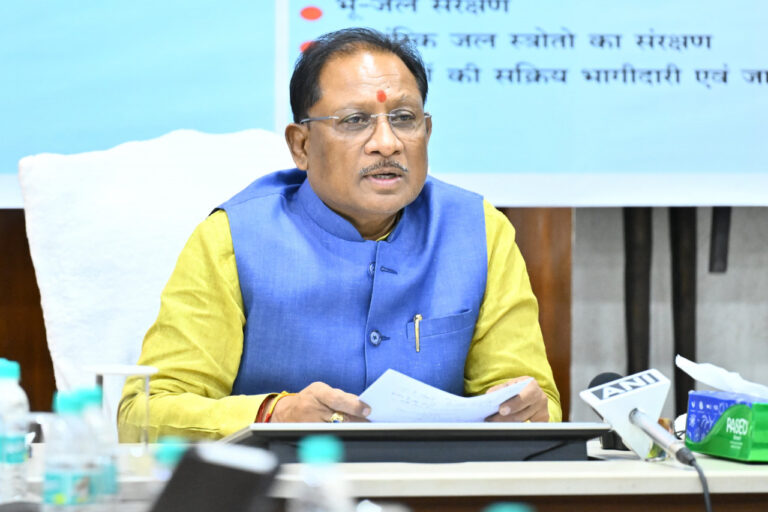CG News: पंचायतें लोकतंत्र की जड़ें हैं, इन्हें सशक्त बनाना सर्वोच्च प्राथमिकता : मुख्यमंत्री विष्णु देव साय…