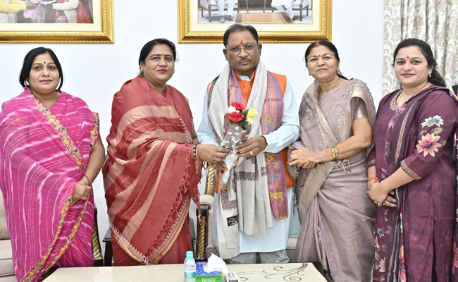 मुख्यमंत्री श्री विष्णुदेव साय से नवनियुक्त निगम-मंडल अध्यक्षों ने की सौजन्य भेंट