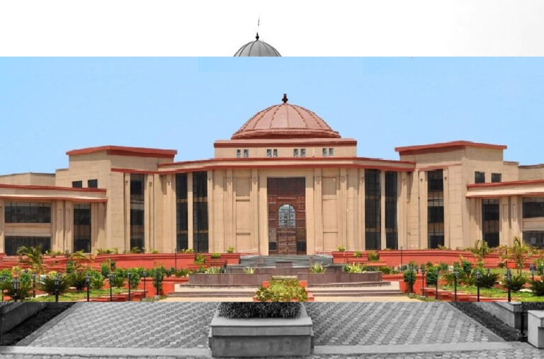 छत्तीसगढ़ हाई कोर्ट का फैसला संविदा महिला कर्मचारी को भी है मातृत्व अवकाश का अधिकार…