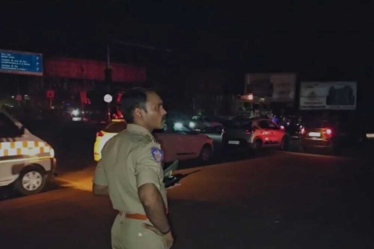 भारत और पाकिस्तान के बीच बढ़ते तनाव को देखते हुए छत्तीसगढ़ में पुलिसकर्मियों की छुट्टियों को रद्द