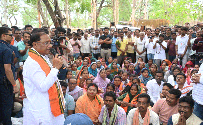आपके बीच आकर परिवार सा महसूस कर रहा हूँ: मुख्यमंत्री श्री विष्णु देव साय