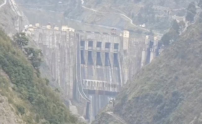 बूंद-बूंद को तरसेगा पाकिस्तान, भारत ने रोका चिनाब का पानी