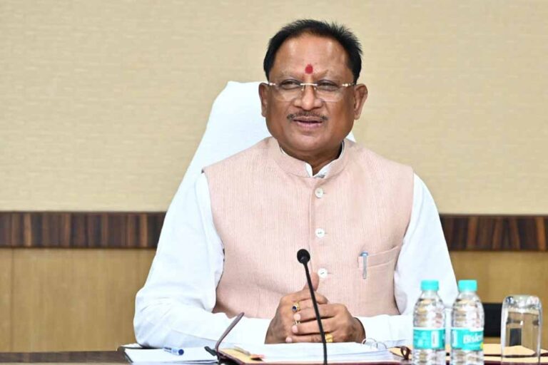 रायपुर : छत्तीसगढ़ की केयरएज रैंकिंग में बड़ी छलांग रायपुर : छत्तीसगढ़ की केयरएज रैंकिंग में बड़ी छलांग