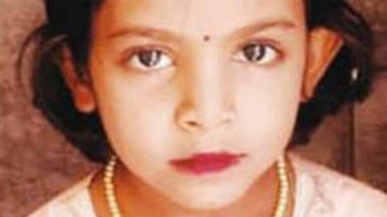 कार की ठोकर से घायल बच्ची को सवार युवक इलाज के बहाने उठाकर ले गए