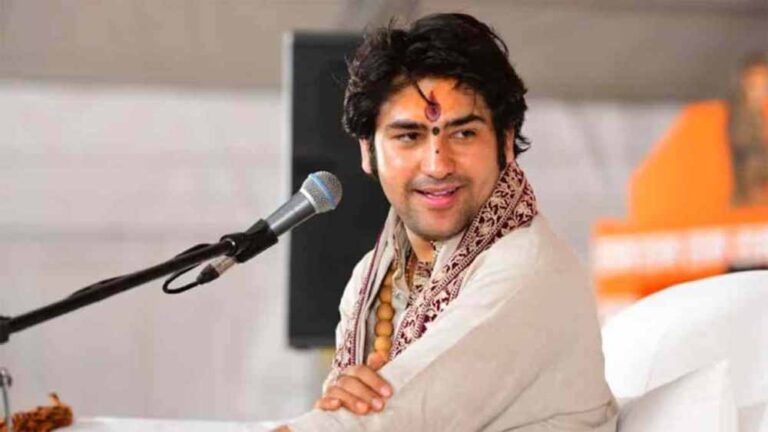 पंडित धीरेंद्र शास्त्री छत्तीसगढ़ में निकालेंगे पदयात्रा और जशपुर में चर्च के सामने करेंगे कथा