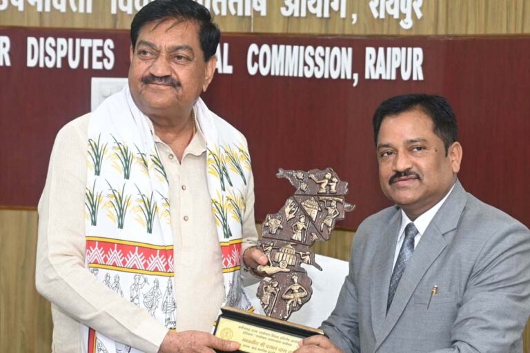 रायपुर : जिला उपभोक्ता आयोगोें के अध्यक्ष एवं सदस्यों का एक दिवसीय प्रशिक्षण कार्यशाला सम्पन्न