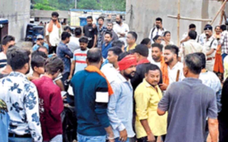 रायपुर के रामनगर इलाके में बजरंग दल के कार्यकर्ताओं ने रुकवाया अवैध मतांतरण, पास्टर गिरफ्तार