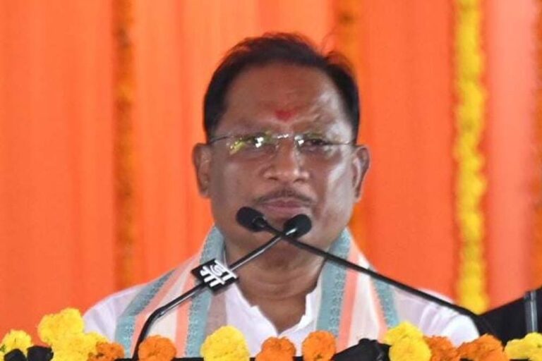 रायपुर : हमारी सरकार बस्तर में शांति और विकास के लिए प्रतिबद्ध: मुख्यमंत्री साय