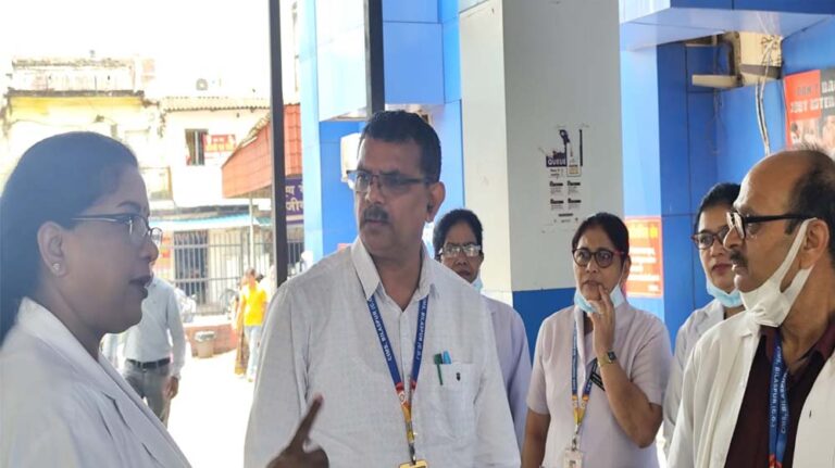 सिम्स में कोविड संक्रमण से निपटने मॉकड्रिल का आयोजन