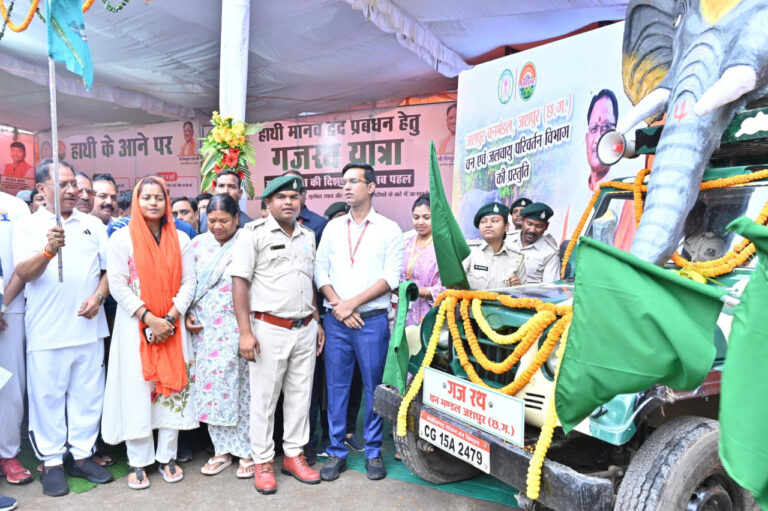 CG NEWS: अंतरराष्ट्रीय योग दिवस पर ‘गजरथ यात्रा’ का शुभारंभ, मुख्यमंत्री विष्णु देव साय ने दिखाई हरी झंडी…