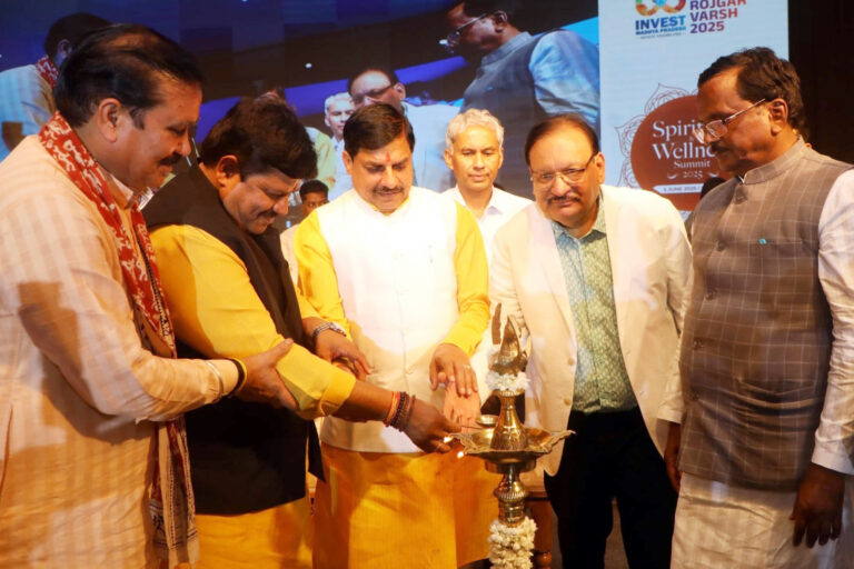 MP News- स्पिरिचुअल और वेलनेस समिट-2025: सीएम डॉ. मोहन यादव ने किया शुभारंभ, कहा– मध्यप्रदेश अपार संभावनाओं वाला प्रदेश….