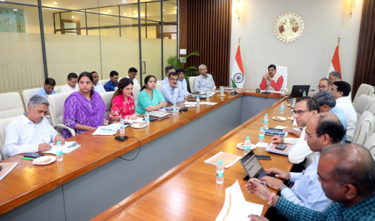 MP NEWS: अंतर्राष्ट्रीय योग दिवस की तैयारियों की समीक्षा, सीएम यादव ने कहा – योग मिटाए रोग, इसलिए रोज करें योग…