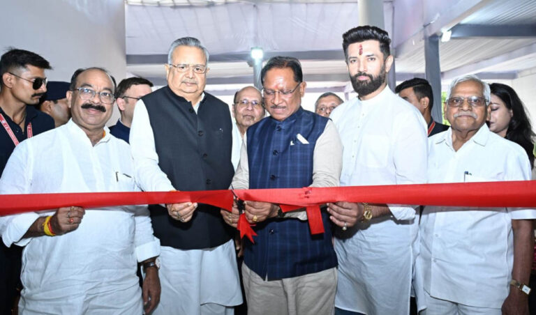 CG NEWS: आईबीसी 24 के नए स्टूडियो का शुभारंभ, मुख्यमंत्री ने कहा– छत्तीसगढ़ को मिलेगी मीडिया जगत में नई पहचान…