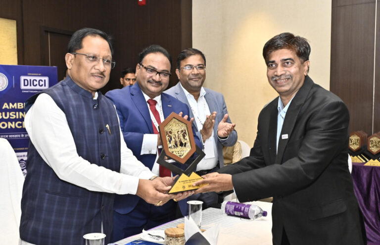 CG NEWS: मुख्यमंत्री विष्णु देव साय डॉ. आंबेडकर बिजनेस कॉन्क्लेव एवं एक्सिलेंस अवॉर्ड्स समारोह में हुए शामिल…