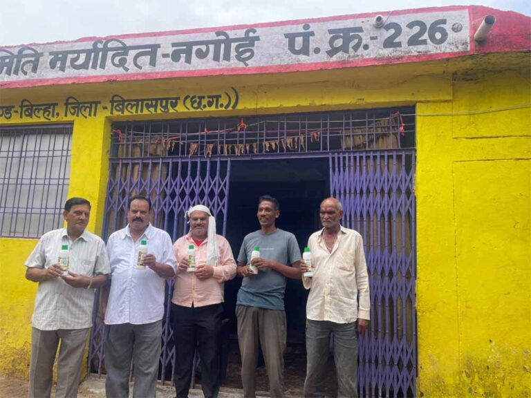 खाद-बीज की उपलब्धता से खेती-किसानी का काम जोरों पर