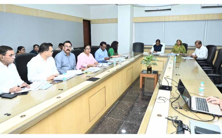 नौनिहालों के पोषण के साथ ही सुरक्षित और सुनहरा भविष्य देने के लिए सरकार प्रतिबद्ध : मुख्यमंत्री साय