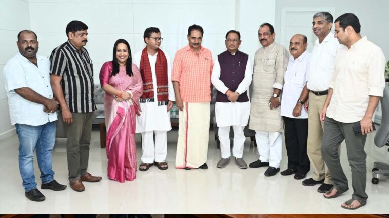 मुख्यमंत्री साय से केरल एवं ओडिशा के सांसदों के प्रतिनिधिमंडल ने की सौजन्य मुलाकात