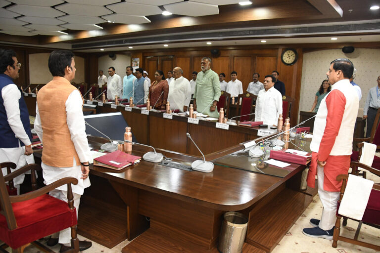 MP NEWS- एक बगिया मां के नाम” बनेगी आजीविका का नया माध्यम, महिलाएं होंगी लाभान्वित : मुख्यमंत्री डॉ. यादव…. MP NEWS- एक बगिया मां के नाम” बनेगी आजीविका का नया माध्यम, महिलाएं होंगी लाभान्वित : मुख्यमंत्री डॉ. यादव….