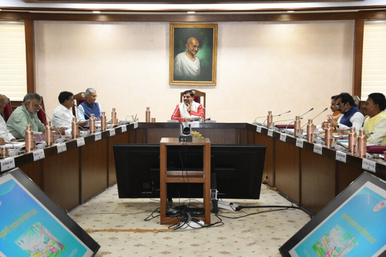 MP NEWS- आत्मनिर्भर ग्रामों की ओर बड़ा कदम: मुख्यमंत्री वृन्दावन ग्राम योजना को मंत्रि-परिषद की मंजूरी, प्रत्येक विधानसभा से होगा एक ग्राम चयनित…