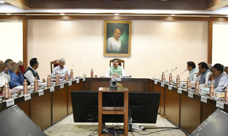 MP NEWS- 12 जुलाई को लाडली बहनों के खातों में पहुंचेगी राशि, रक्षाबंधन पर मिलेगी विशेष सहायता : मुख्यमंत्री डॉ. मोहन यादव….