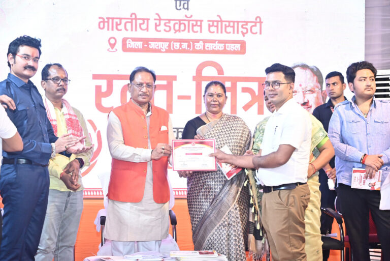 हमारी सरकार बेहतर स्वास्थ्य सेवा देने के लिए संकल्पित है – मुख्यमंत्री विष्णु देव साय….