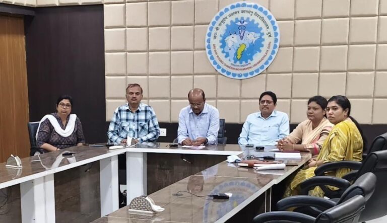 वासुदेव चंद्राकर कामधेनु विश्वविद्यालय में आयोजित 21 दिवसीय राष्ट्रीय प्रशिक्षण सह ग्रीष्मकालीन पाठशाला का सफल आयोजन हुआ संपन्न वासुदेव चंद्राकर कामधेनु विश्वविद्यालय में आयोजित 21 दिवसीय राष्ट्रीय प्रशिक्षण सह ग्रीष्मकालीन पाठशाला का सफल आयोजन हुआ संपन्न