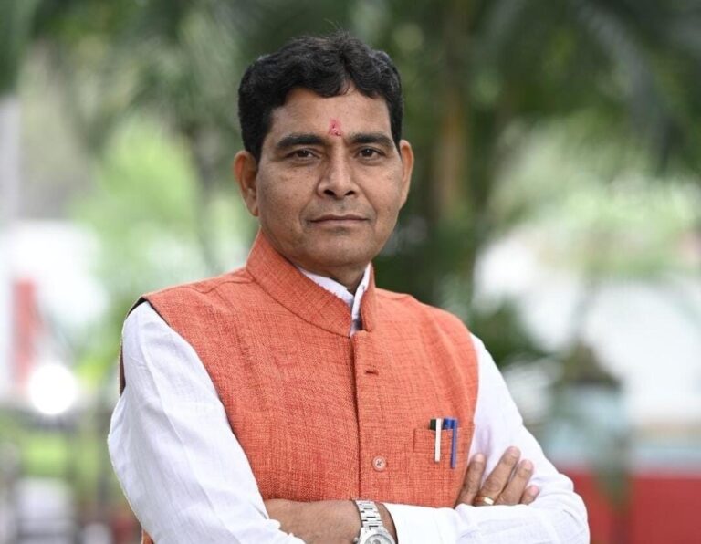 बलौदाबाजार को मिला विकास का तोहफ़ा : रामसागर तालाब और सेंट्रल लाइटिंग के लिए 641 लाख की स्वीकृति, मंत्री वर्मा ने जताया आभार….