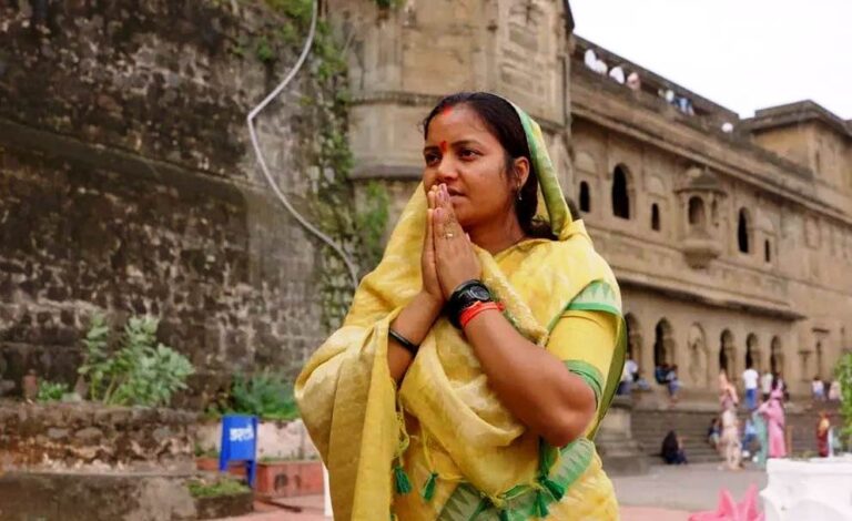 मंत्री श्रीमती लक्ष्मी राजवाड़े का मध्यप्रदेश दौरा: रानी अहिल्याबाई होलकर राजबाड़ा और अहिल्या महल का किया भ्रमण, आस्था, संस्कृति और सेवा से जुड़ी यादगार यात्रा….