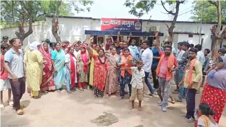 मंदिर में तोड़फोड़ पर बवाल: आक्रोशित भीड़ ने किया थाने का घेराव, आरोपी गिरफ्तार