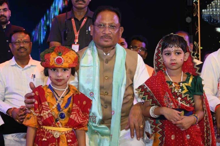 श्रीकृष्ण जन्माष्टमी उत्सव में उमड़ा आस्था का सैलाब : मुख्यमंत्री विष्णु देव साय हुए शामिल